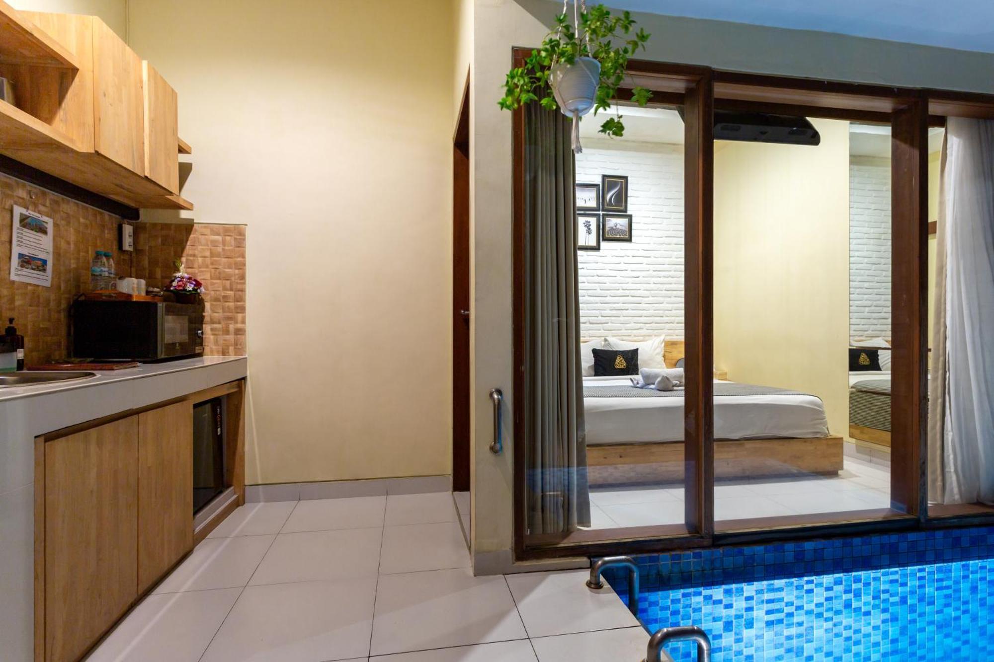 Вілла Paisa Seminyak Living Екстер'єр фото